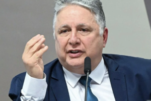 Rejeição a Garotinho cresce; Paes é o segundo mais rejeitado
